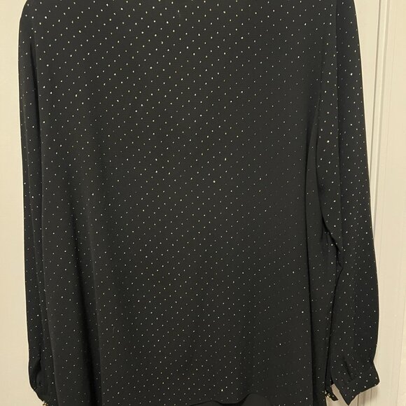 NWOT Michael Kors Dressy Black Blouse with gold and chain details - 3X - Picture 4 of 5